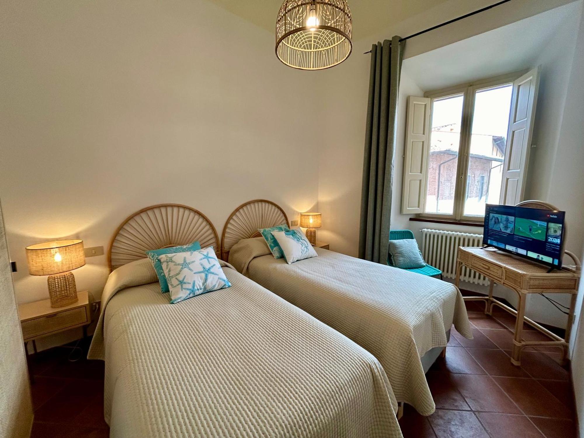 Santa Maria Suite ปิซา ภายนอก รูปภาพ